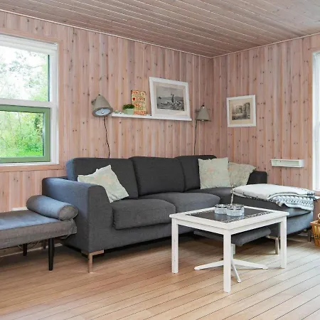 Luring Holiday Home In Ringk Bing With Terrace * Norby (Ringkobing-Skjern)