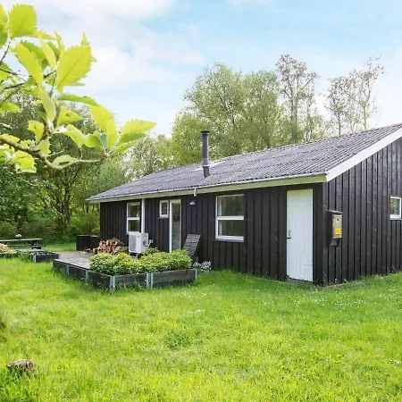 Holiday home Luring Holiday Home In Ringk Bing With Terrace