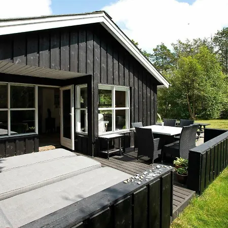 Holiday home Luring Holiday Home In Ringk Bing With Terrace Norby (Ringkobing-Skjern)